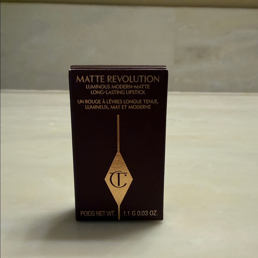 Charlotte Tilbury Matte Revolution Lipstick Pillow Talk
Travel MINI 0.03oz/1.1g